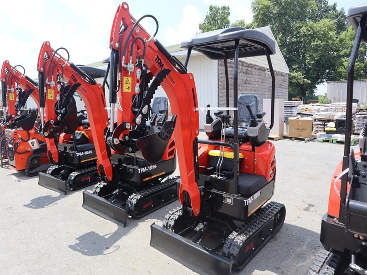 tpm-18hh-mini-excavator-image-4
