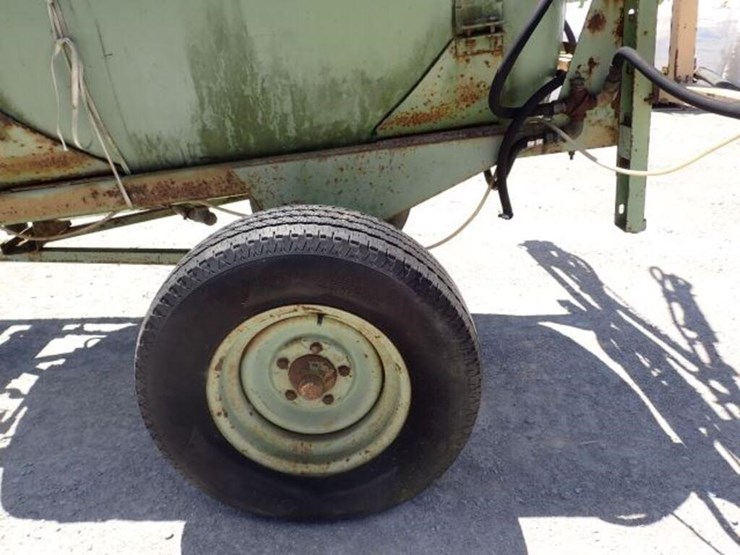 calsa-280-gal-tow-behind-sprayer-image-39
