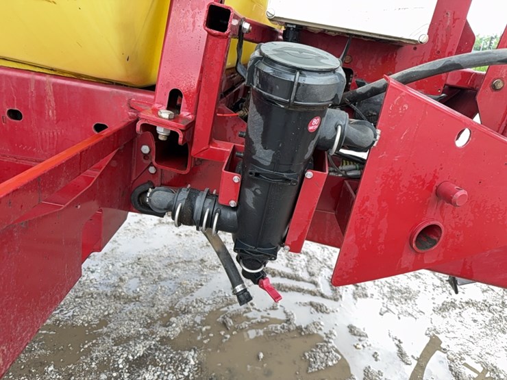 hardi-4000-navigator-sprayer-image-21