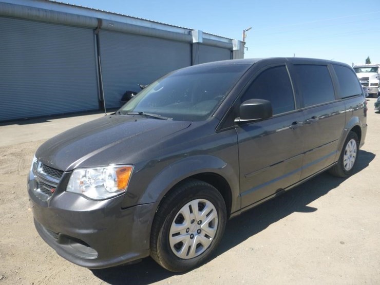 2017-dodge-grand-caravan-image-1