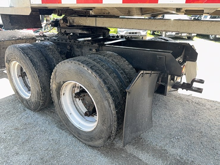 1993-mack-ch613-image-7