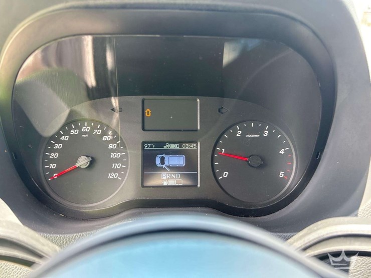 2021-mercedes-benz-sprinter-4500-image-12