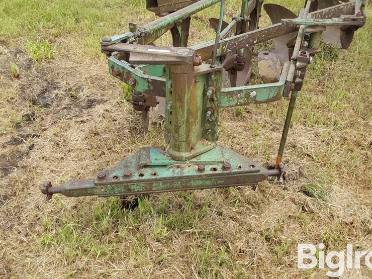 john-deere-2-image-8