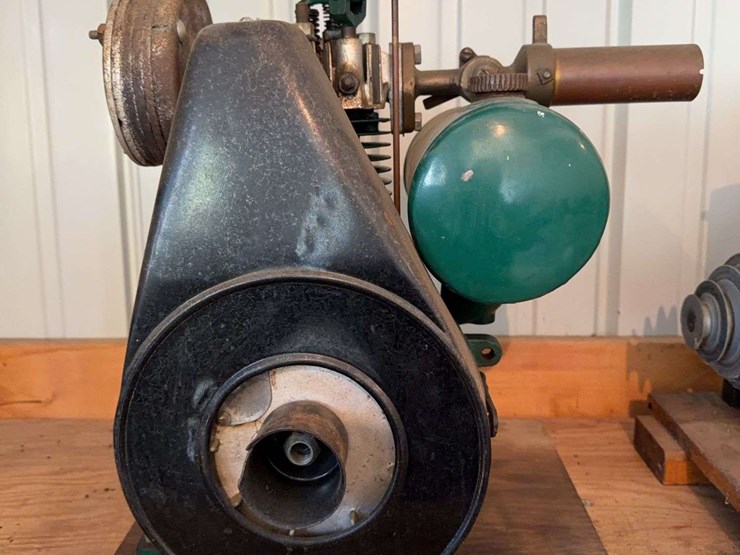 (2)-small-engines-image-3