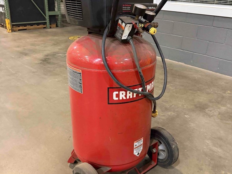 craftsman-150psi-6hp-air-compressor-image-1