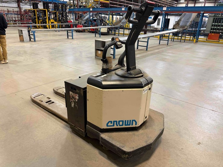 electric-pallet-jack-image-4