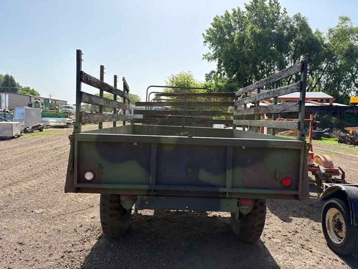 1-1/2-ton-m105a2-cargo-trailer-image-3