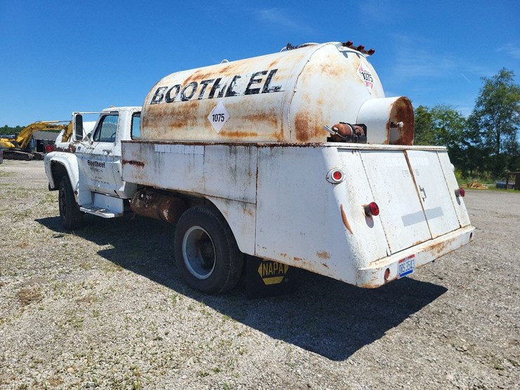 ford-f700-image-42