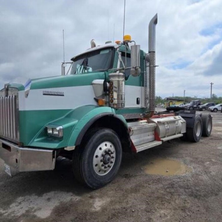 2008 KENWORTH T800