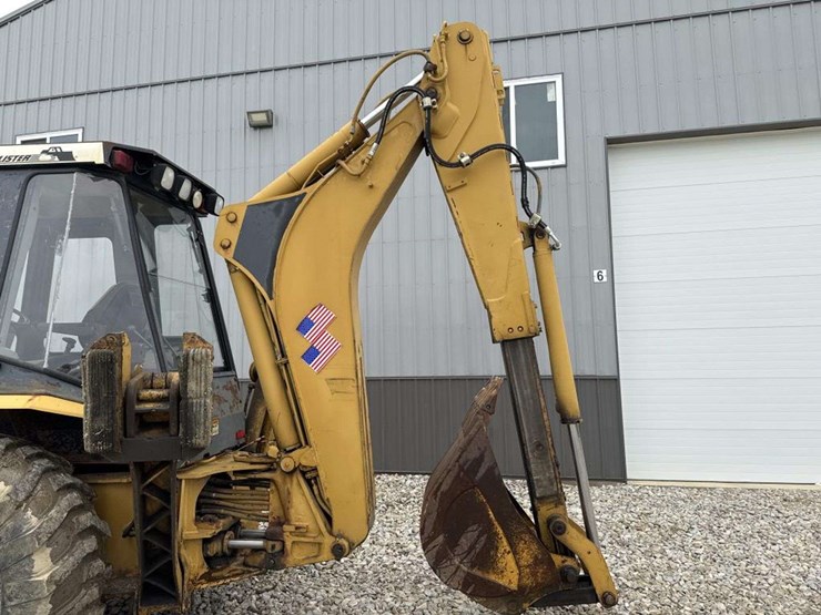 caterpillar-416b-image-15