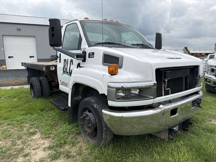 2004-chevrolet-c5500-image-4