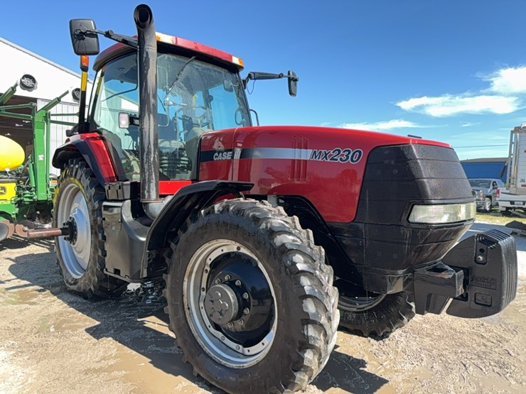 2004-case-ih-mx230-image-11