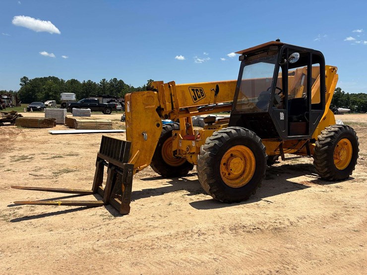 2005-jcb-506-image-1