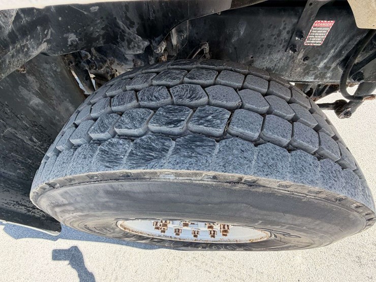 2006-mack-granite-ct713-image-43