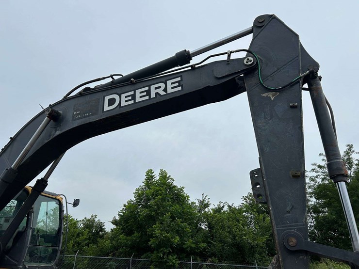 2006-deere-350d-lc-image-13