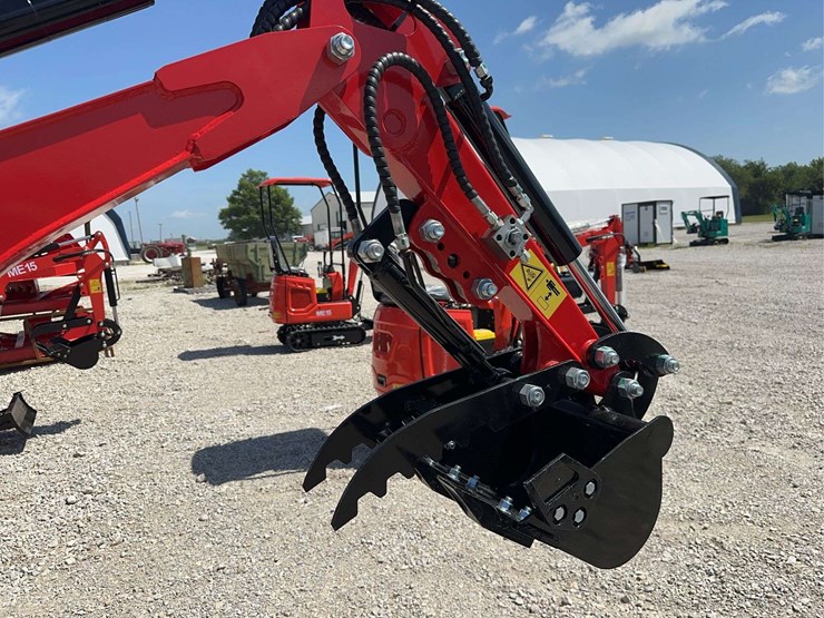 2026-sdline-sdee22-mini-excavator-image-8