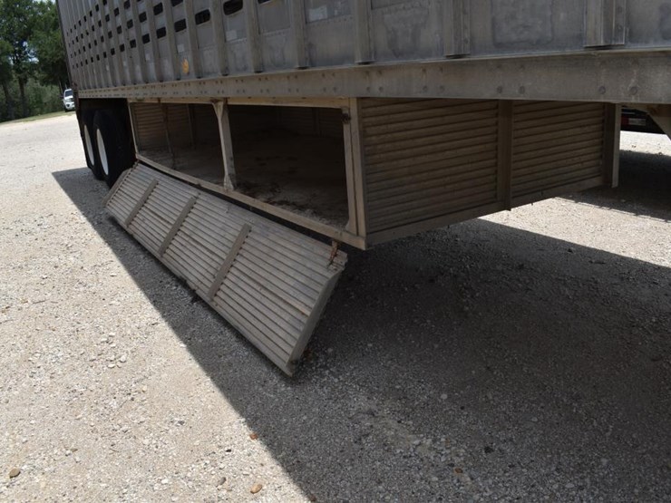 fruehauf-trailer-image-2