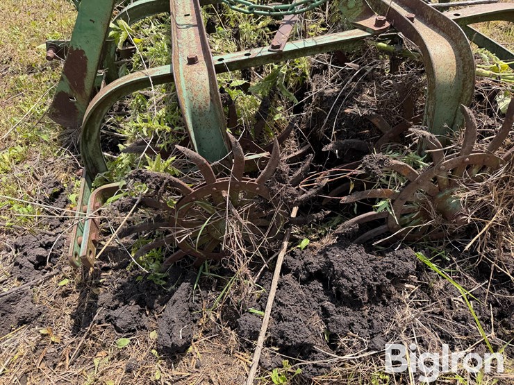 john-deere-3-section-rotary-hoe-image-9