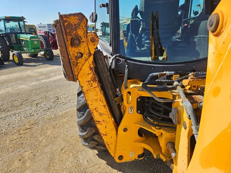 jcb-3cx-eco-image-14