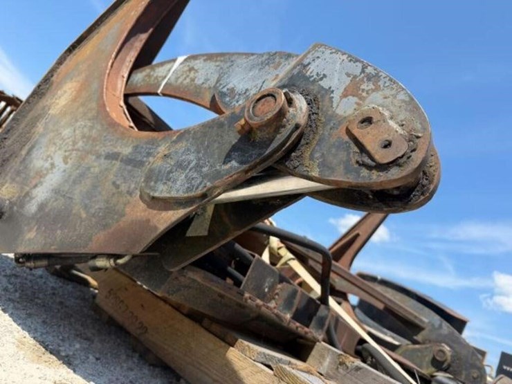 thomas-t233hd-image-10