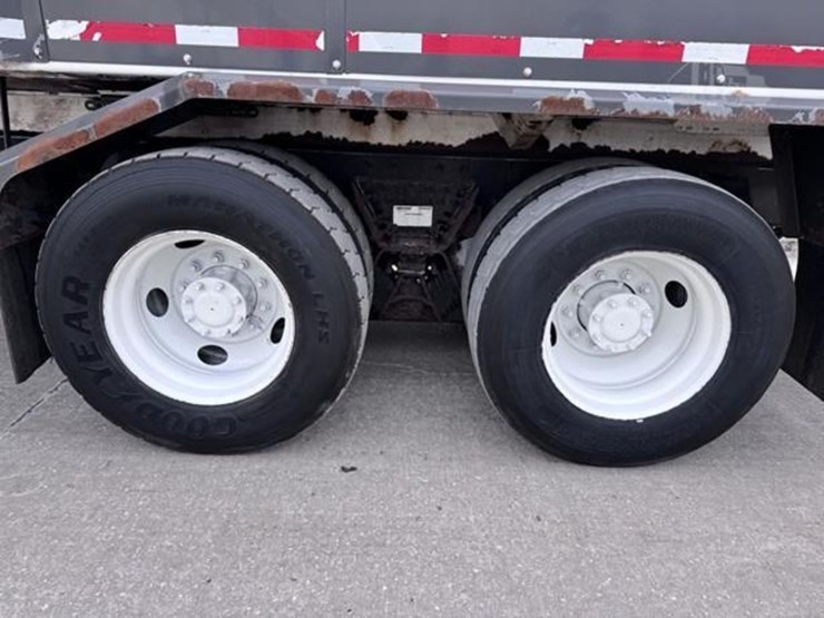2013-kenworth-t470-image-7