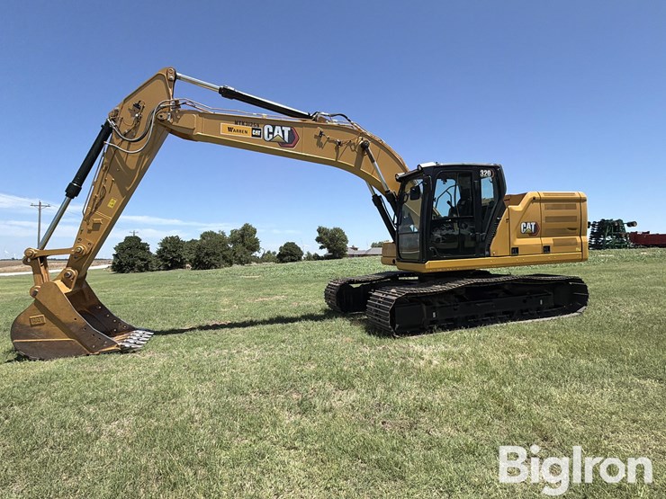 2024-caterpillar-320-image-1