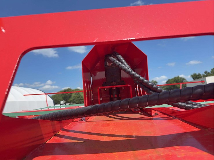 sdlanch-ssbca1000-skid-steer-brush-cutter-attachment-image-5