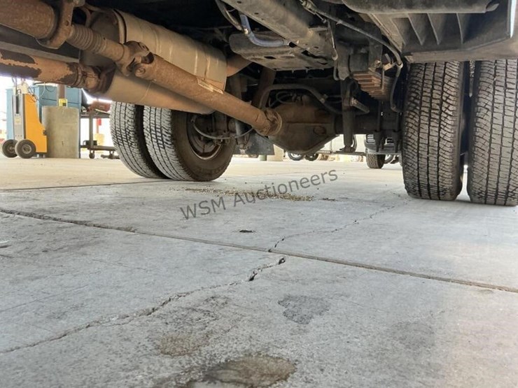 2015-ford-f350-image-31
