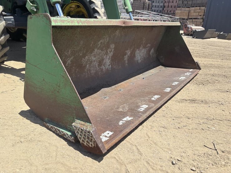 john-deere-5220-image-11