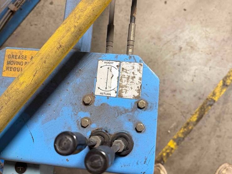 payne-51-std-hydraulic-pallet-inverter-image-6