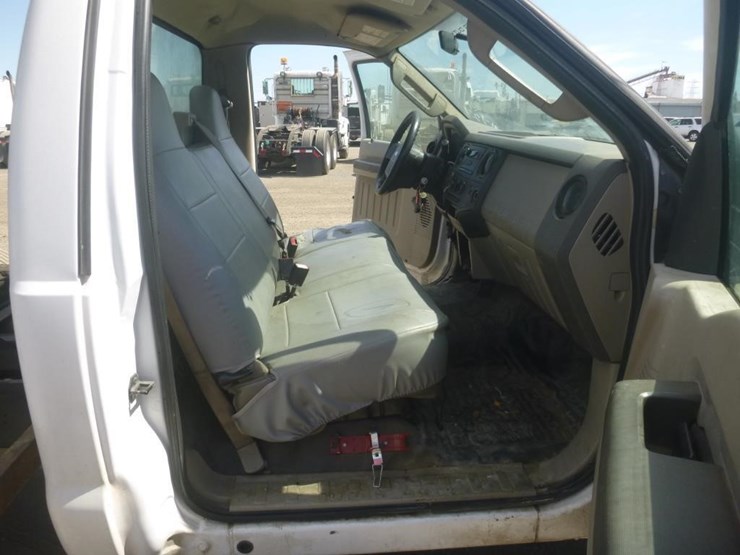 2008-ford-f350-image-13