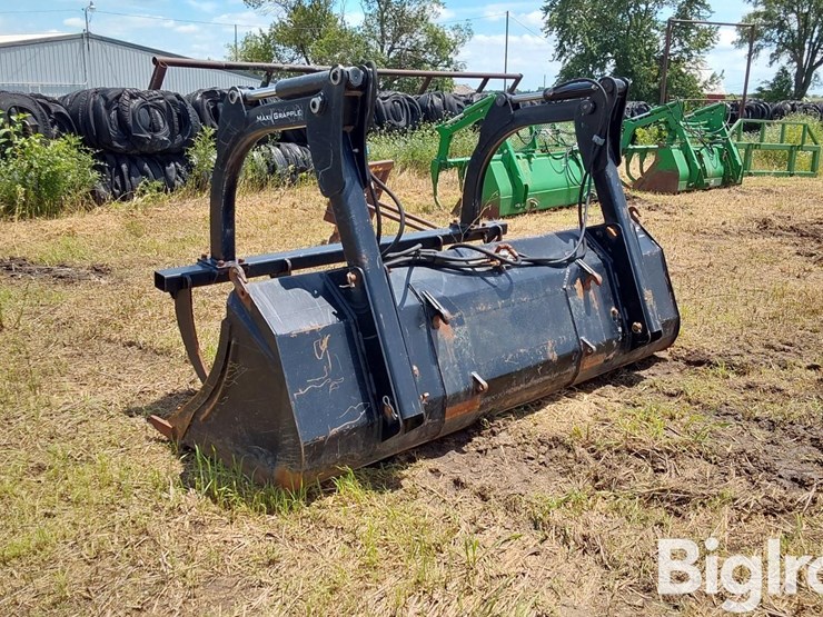 102"-bucket-w/maxi-grapple-image-7