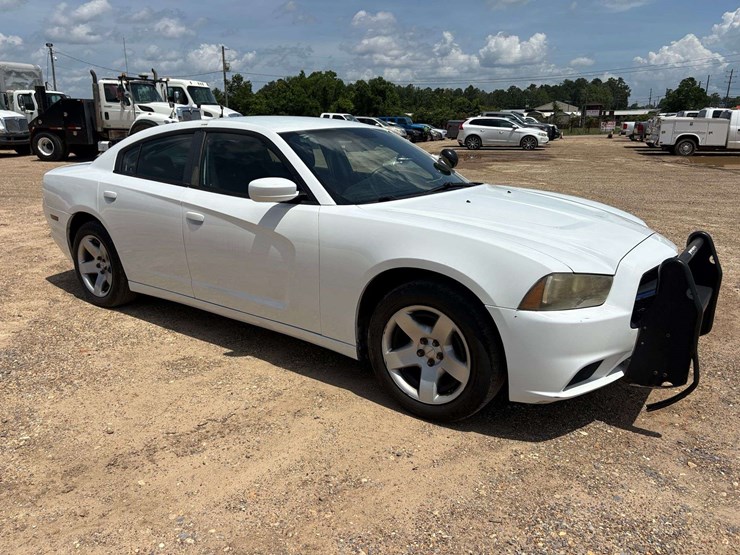 2012-dodge-charger-rwd-4-door-police-sedan-(158,175-miles)-image-4