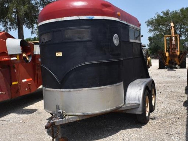 2-horse-horse-trailer-(plate-#-fhs-x94)-image-2