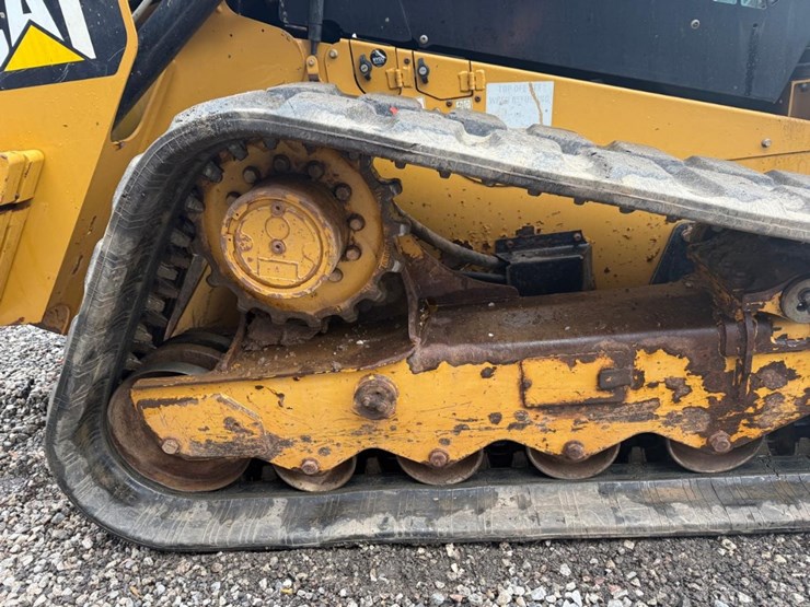 2018-caterpillar-299d2-image-13