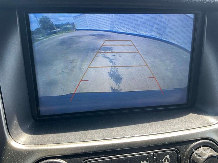 2019-chevrolet-tahoe-image-18