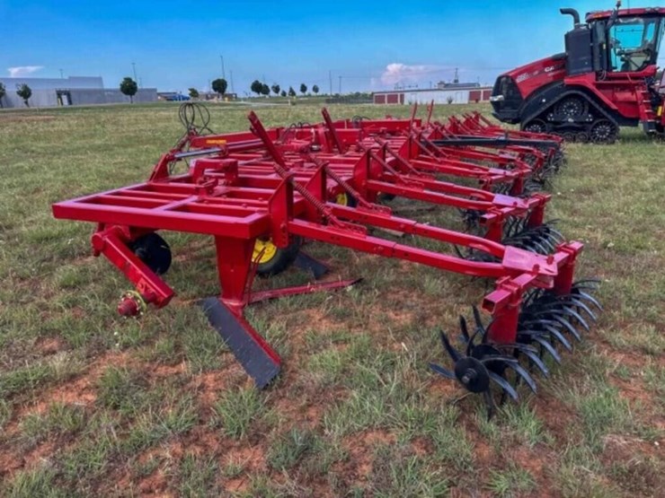 sunflower-7-shank-blade-plow---35'-image-5