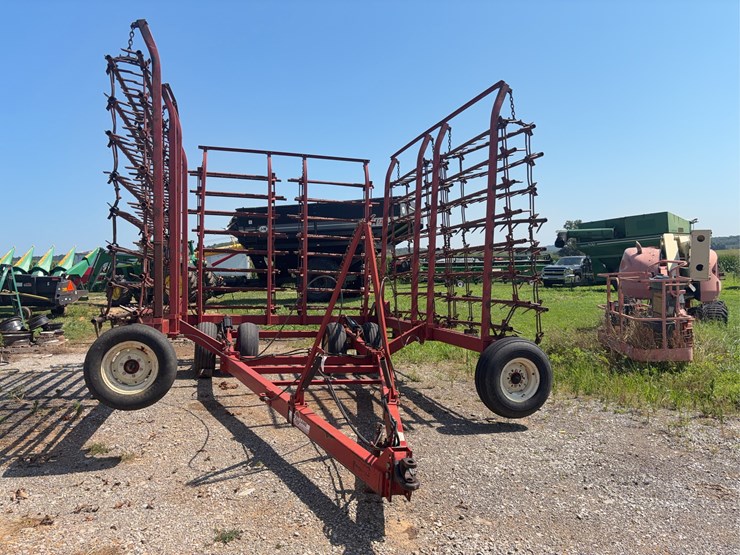 mcfarlane-36'-drag-harrow-image-3