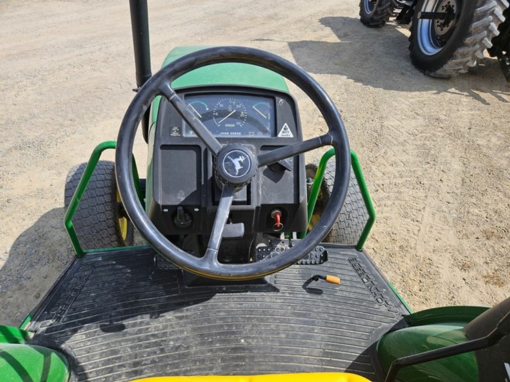john-deere-5220-image-24