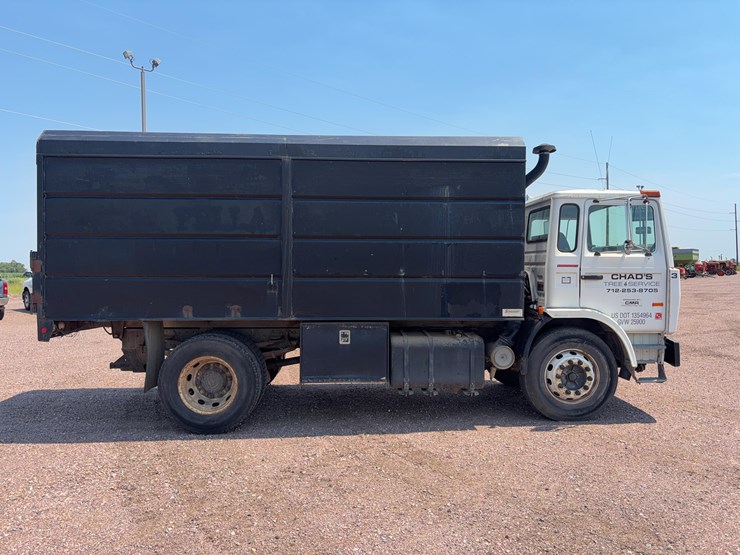 1997-mack-ms200p-dump-truck-image-4