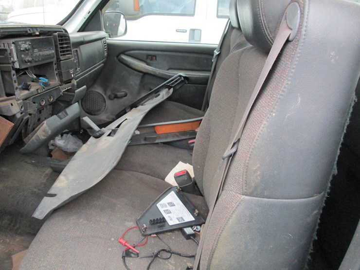 2000-chevrolet-silverado-1500-image-21