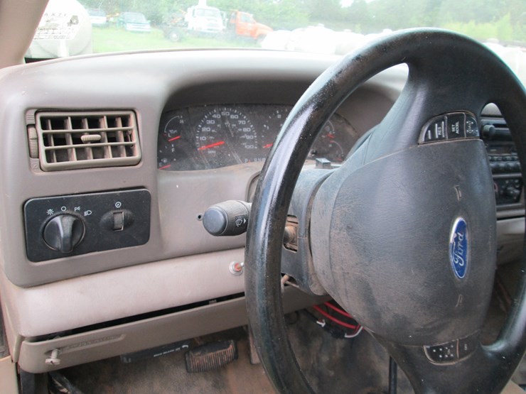 2004-ford-f450-xlt-image-38