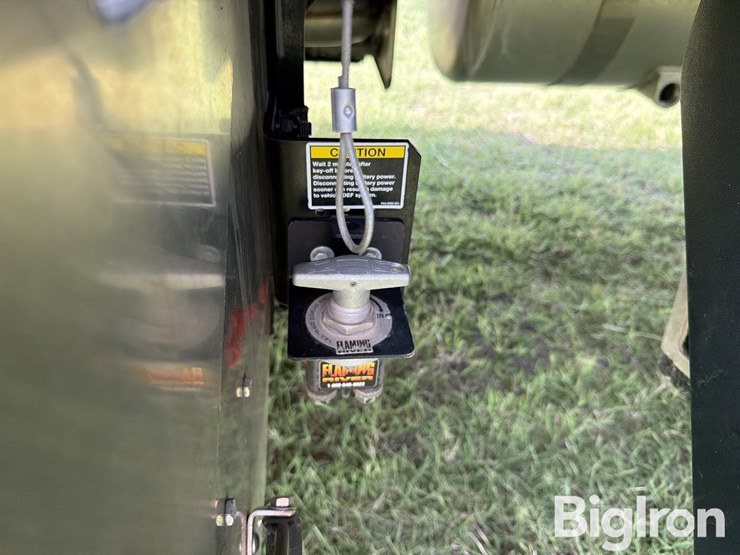 2015-peterbilt-388-image-20