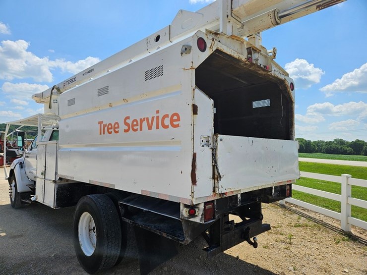 ford-f750-image-21