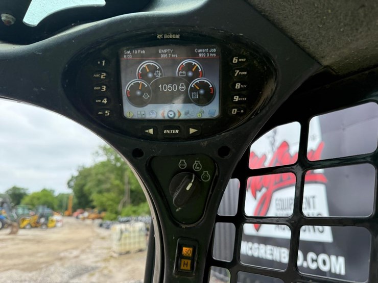 2022-bobcat-t550-image-22