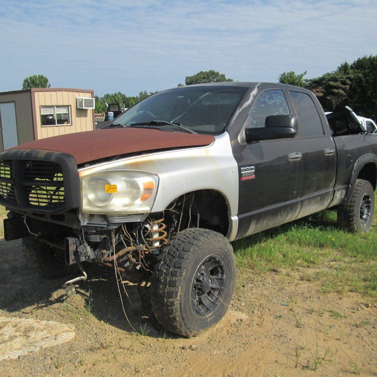 2008 DODGE 2500