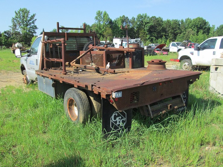 2004-ford-f350-image-4