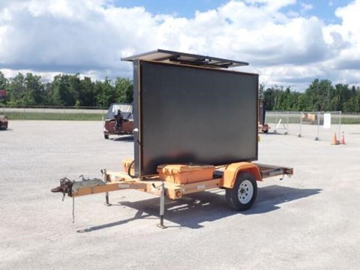 solar-tech-tow-behind-s/a-sign-board-4gm2m1513b141-image-1