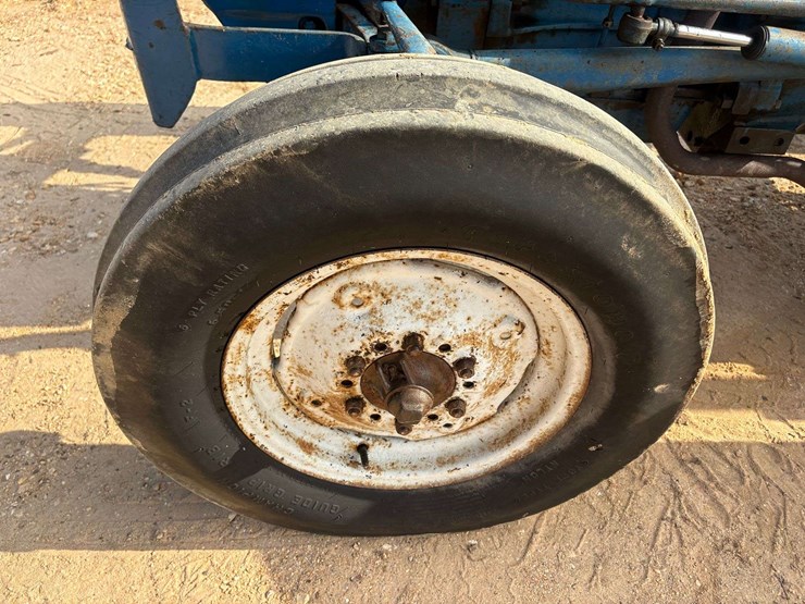ford-2600-image-7