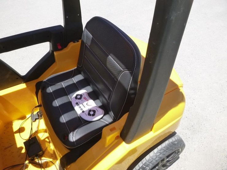dls-kids-forklift-image-10